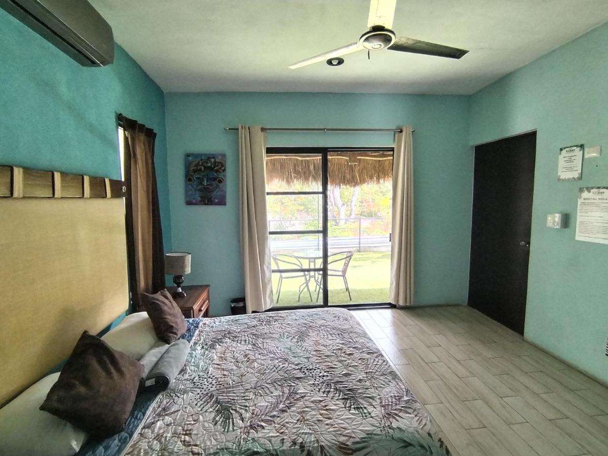 Hostel Casa Xtakay バリャドリッド エクステリア 写真