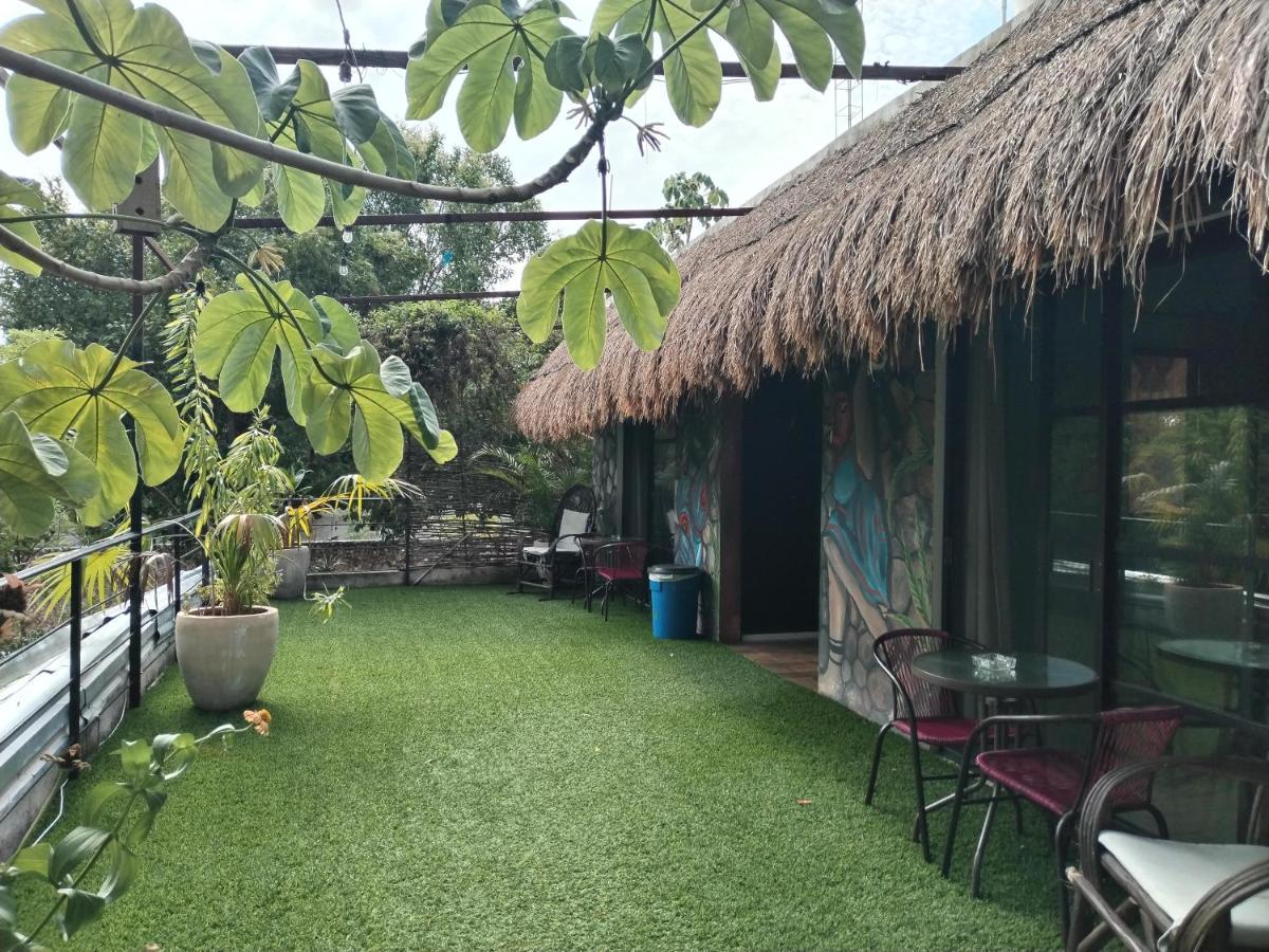 Hostel Casa Xtakay バリャドリッド エクステリア 写真