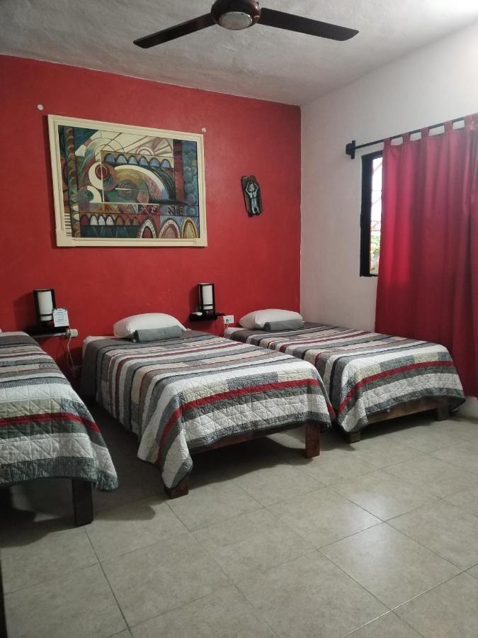 Hostel Casa Xtakay バリャドリッド エクステリア 写真