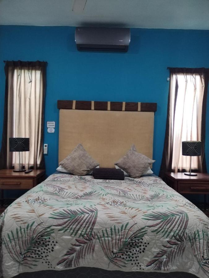 Hostel Casa Xtakay バリャドリッド エクステリア 写真