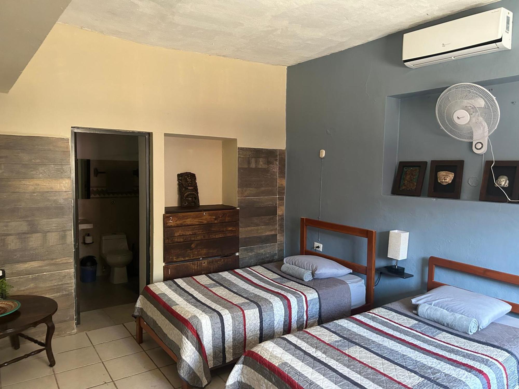 Hostel Casa Xtakay バリャドリッド エクステリア 写真